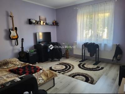 Eladó családi ház Maglód