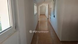 Eladó családi ház Pánd