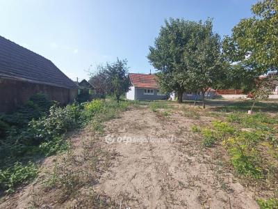 Eladó családi ház Pánd