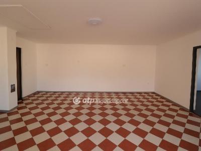 Eladó családi ház Kiskunlacháza