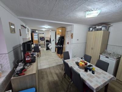 Eladó családi ház Székesfehérvár