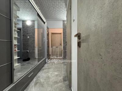 Eladó lakás Kecskemét