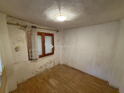 Eladó családi ház Budapest