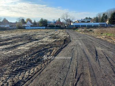 Eladó lakóövezeti telek Nyíregyháza