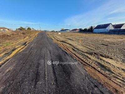 Eladó lakóövezeti telek Nyíregyháza