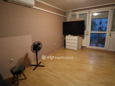 Eladó lakás Orosháza