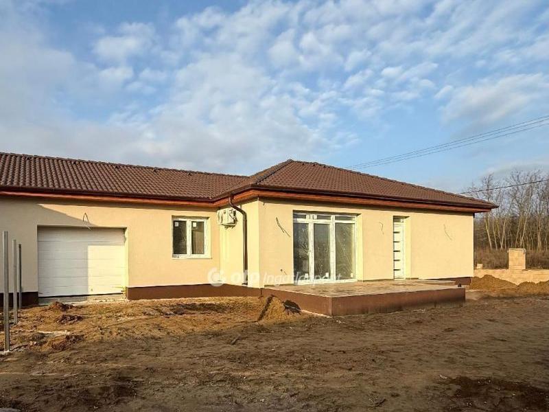 Eladó ikerház Nyíregyháza