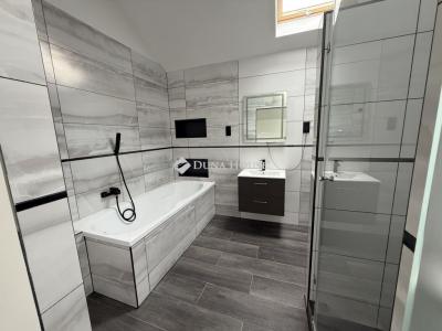 Eladó családi ház Budapest