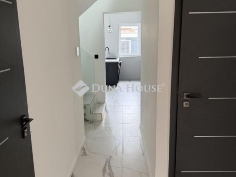 Eladó családi ház Budapest