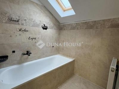 Eladó családi ház Újlengyel