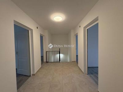 Eladó családi ház Újlengyel