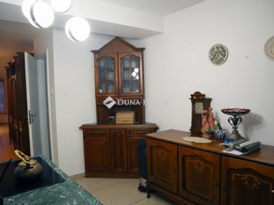 Eladó lakás Perbál