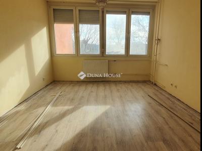 Eladó lakás Szombathely