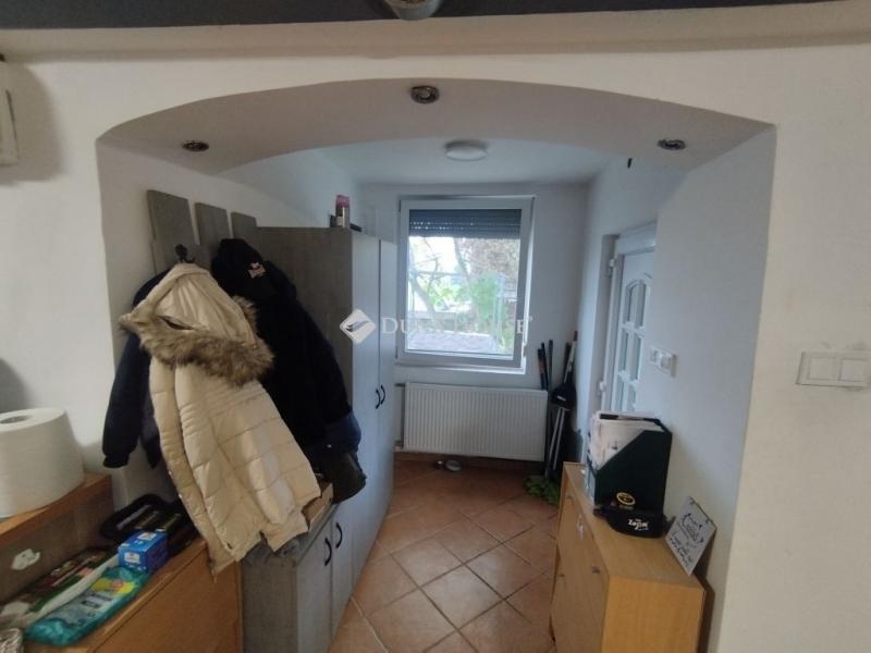 Eladó házrész Tatabánya