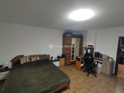 Eladó házrész Tatabánya