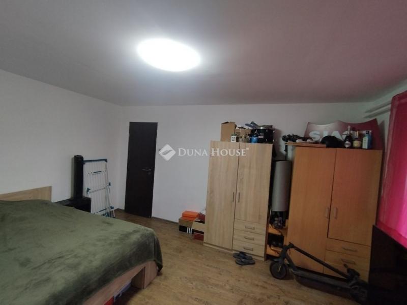 Eladó házrész Tatabánya