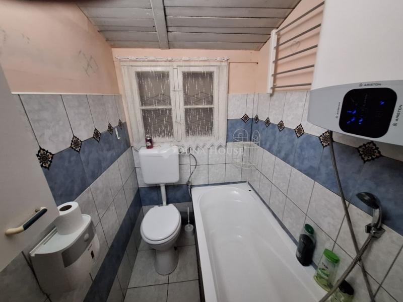 Eladó családi ház Tatabánya