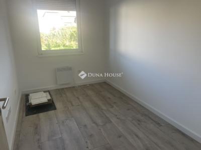 Eladó lakás Tata