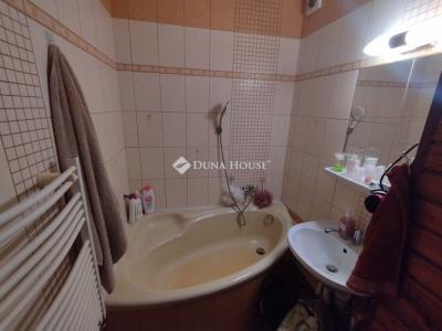 Eladó lakás Tatabánya