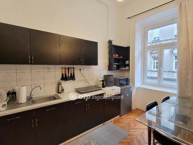 Eladó lakás Budapest