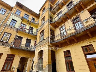 Eladó lakás Budapest