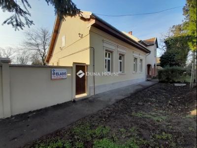 Eladó családi ház Békéscsaba