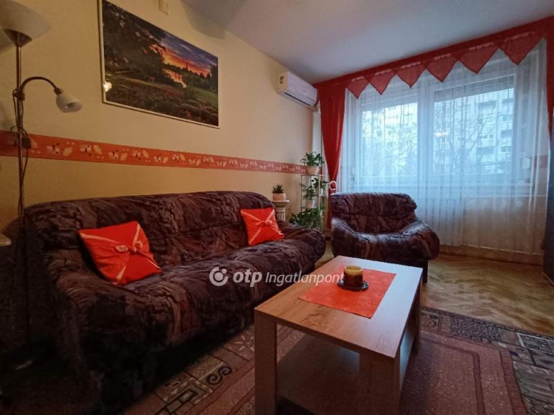 Eladó lakás Budapest