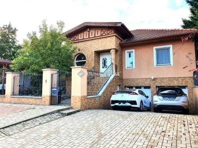 Eladó családi ház Kecskemét