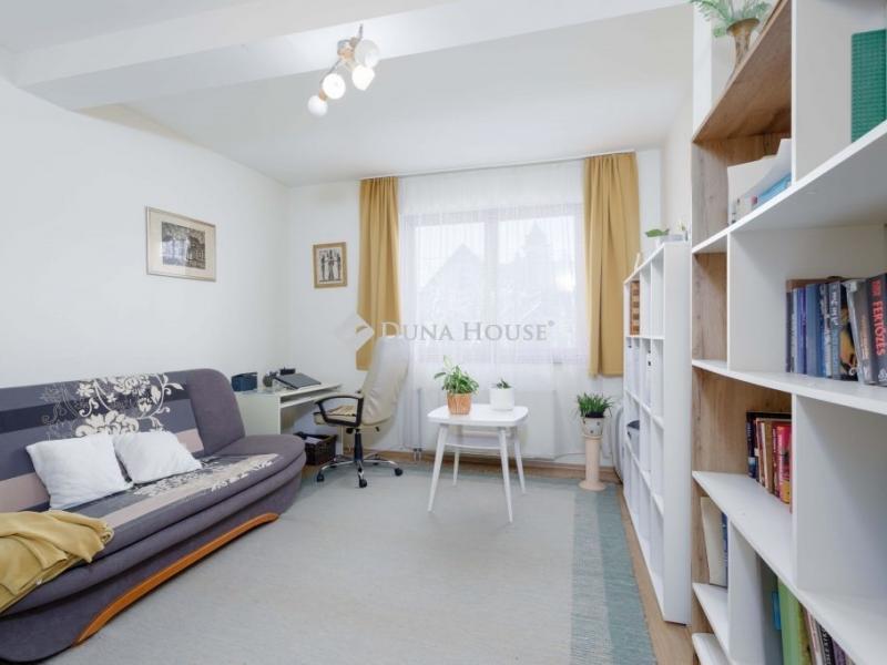 Eladó családi ház Győr