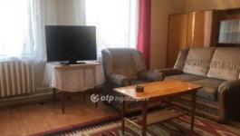 Eladó családi ház Ajka