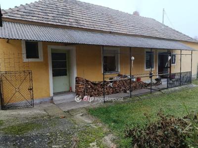 Eladó családi ház Csabrendek
