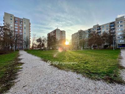 Eladó lakás Debrecen