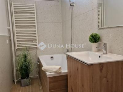 Eladó lakás Pécs
