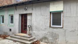 Eladó lakás Csongrád