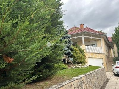 Eladó családi ház Gödöllő