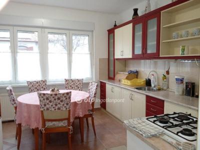 Eladó sorház Balatonfüred