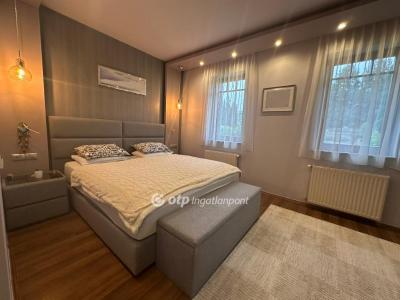 Eladó családi ház Siófok