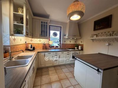 Eladó családi ház Siófok