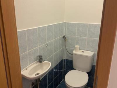 Eladó lakás Szentlőrinc