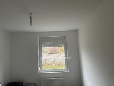 Eladó lakás Szentlőrinc