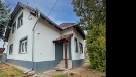 Eladó családi ház Budapest