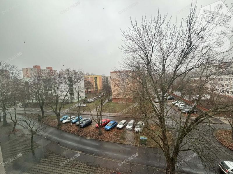 Eladó lakás Kecskemét