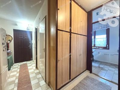 Eladó lakás Kecskemét