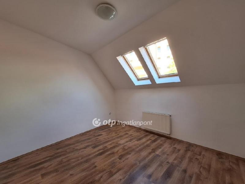 Eladó lakás Veszprém