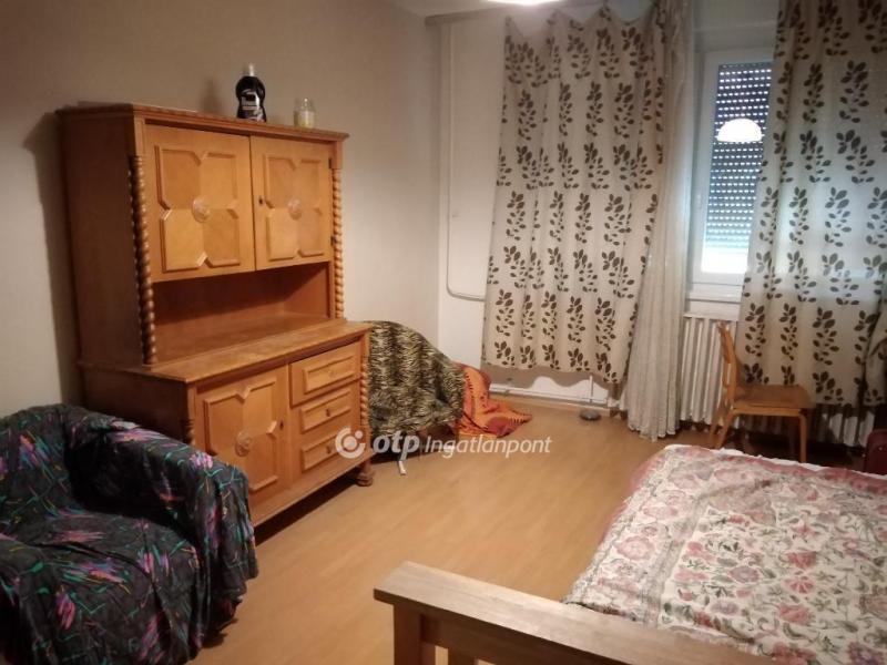 Eladó lakás Szeged