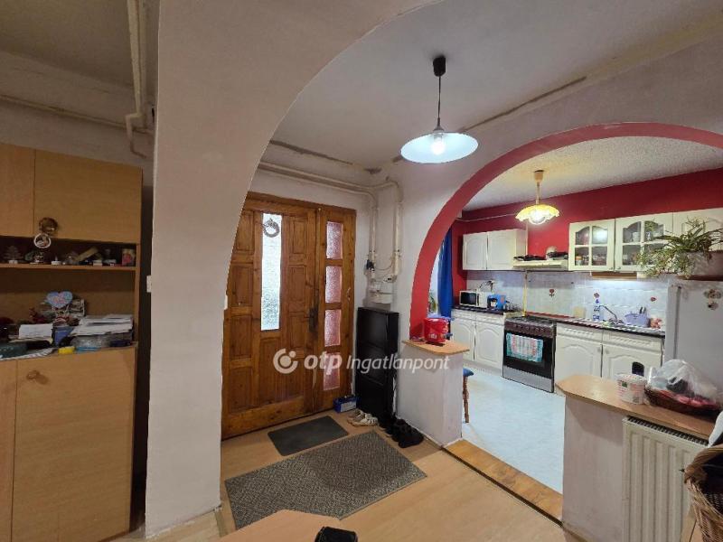 Eladó családi ház Szentes