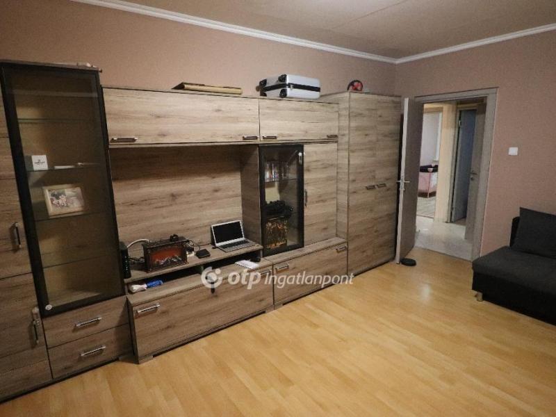 Eladó lakás Orosháza