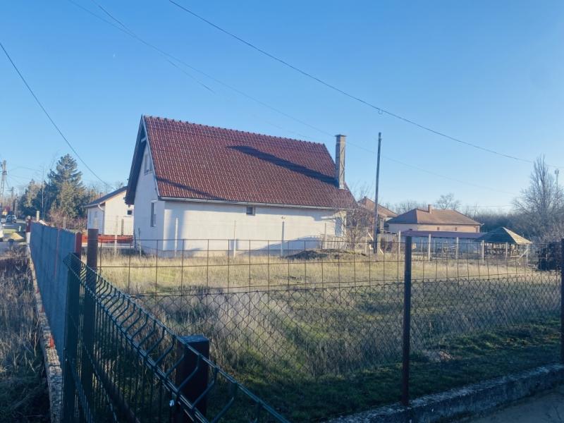 Eladó lakóövezeti telek Hernád