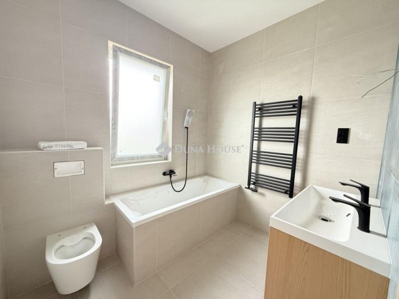 Eladó ikerház Pécel