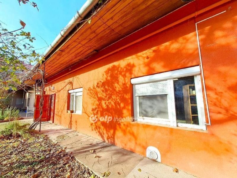 Eladó lakás Kecskemét